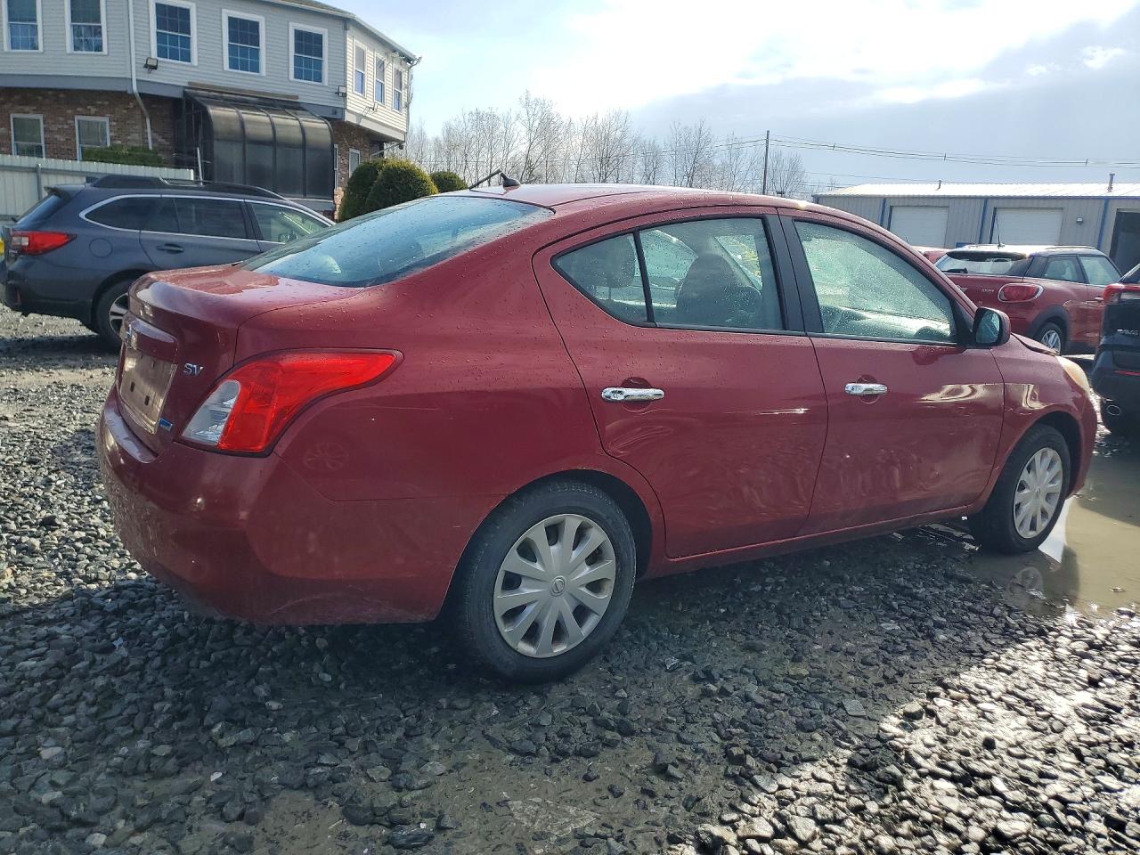 2012 NISSAN VERSA 1.6 S photo 3
