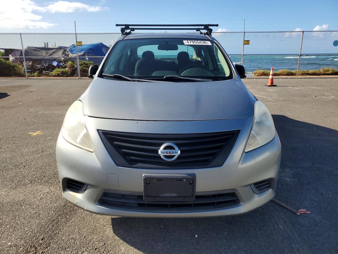 2014 NISSAN VERSA 1.6 S PLUS photo 5