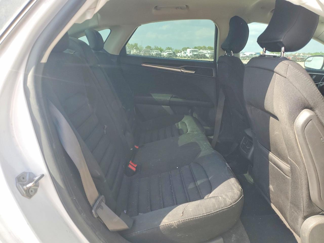 2016 FORD FUSION SE HYBRID photo 19