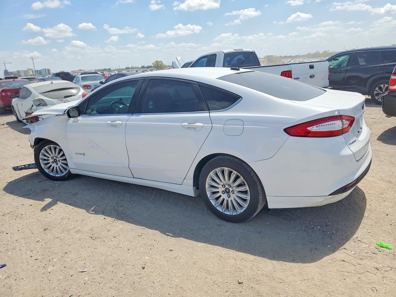 2016 FORD FUSION SE HYBRID photo 3