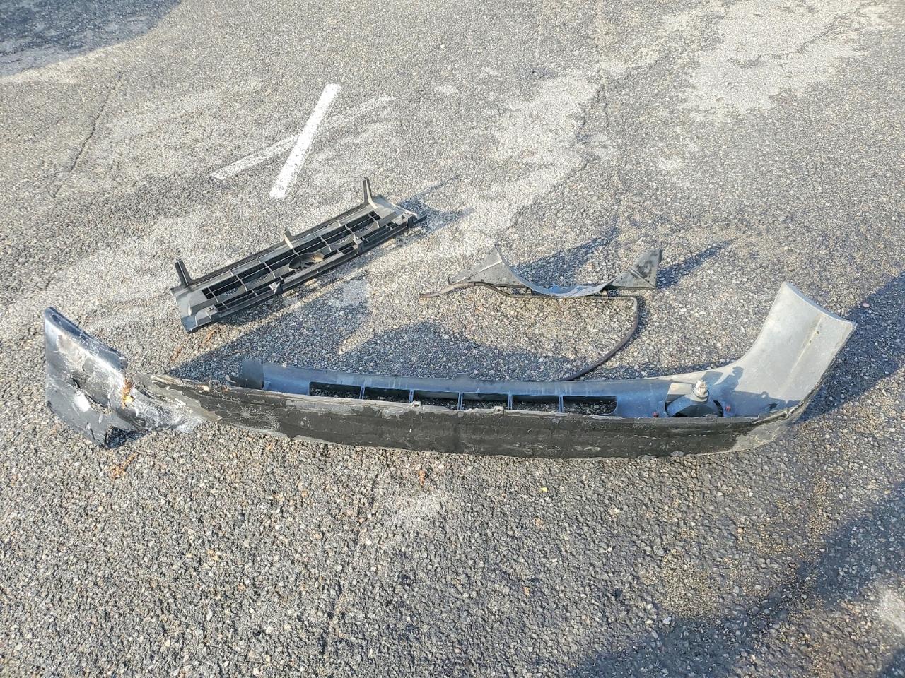 1998 TOYOTA TACOMA BASE photo 12