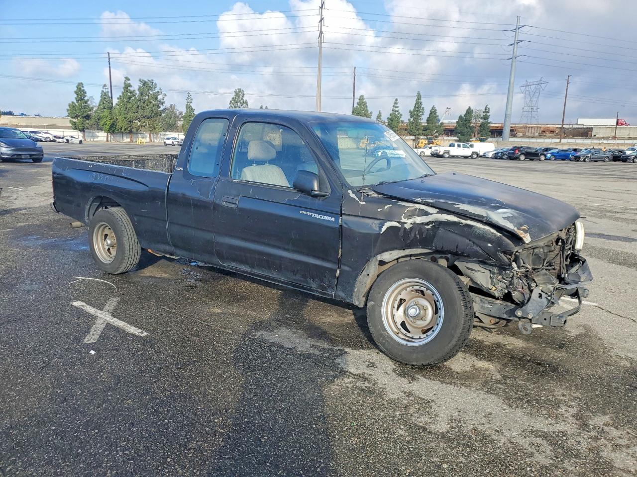 1998 TOYOTA TACOMA BASE photo 4