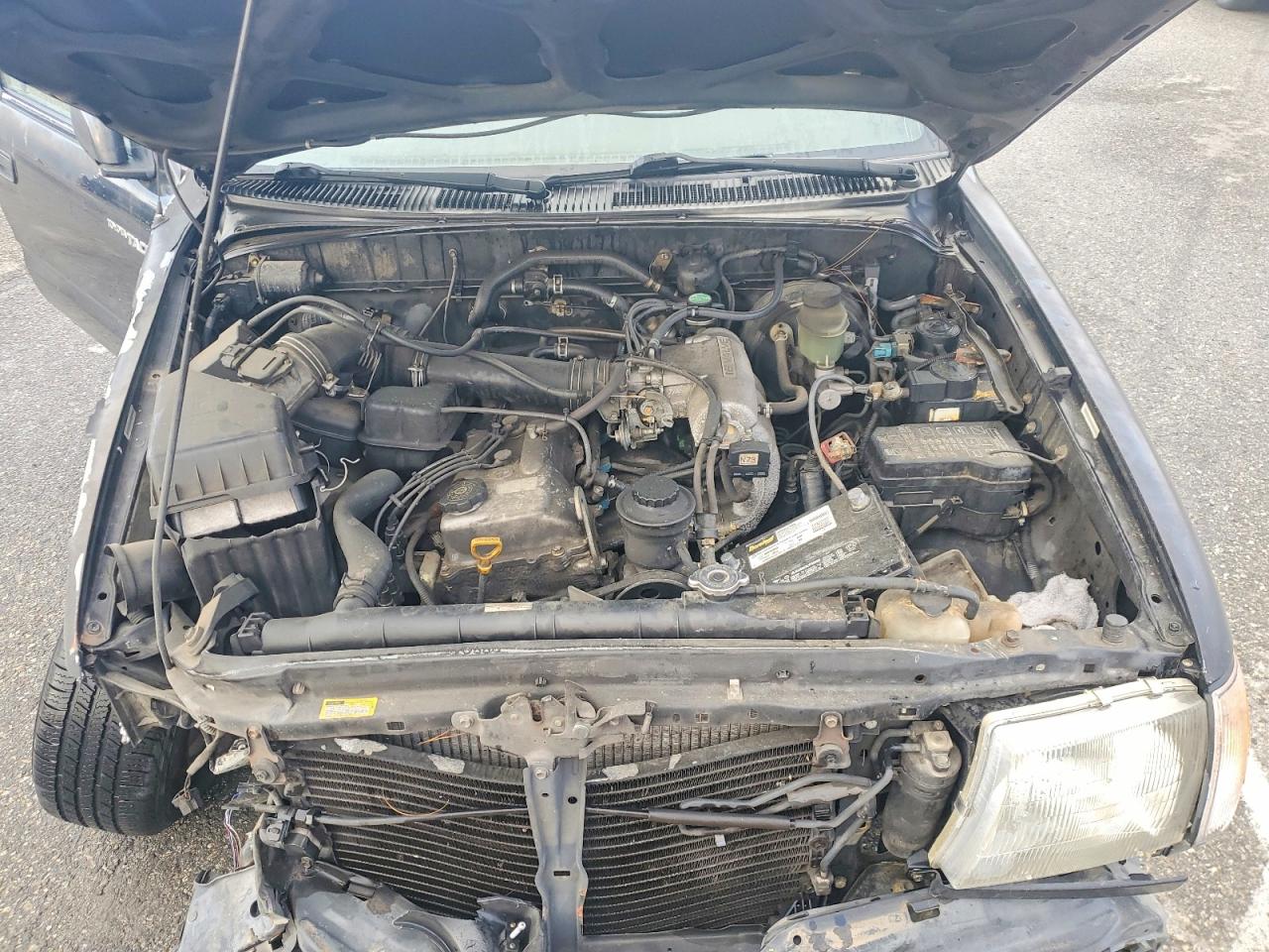 1998 TOYOTA TACOMA BASE photo 11