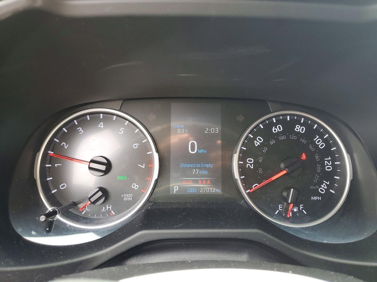 2022 TOYOTA RAV4 XLE photo 17