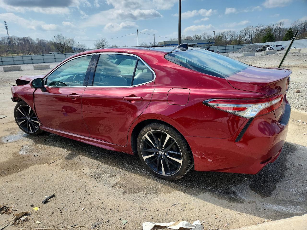 2018 TOYOTA CAMRY XSE V6 photo 3