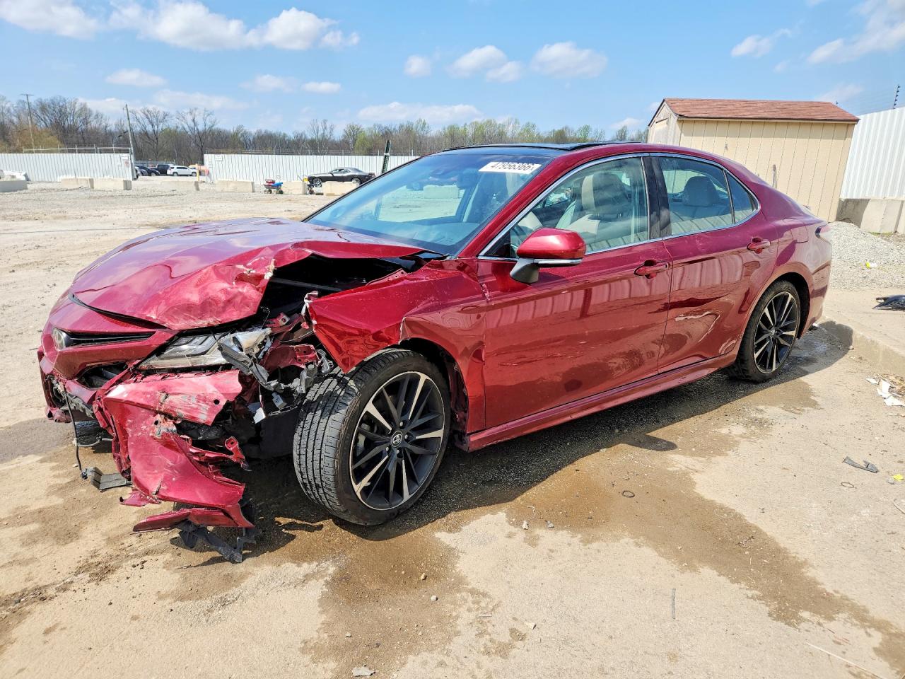 2018 TOYOTA CAMRY