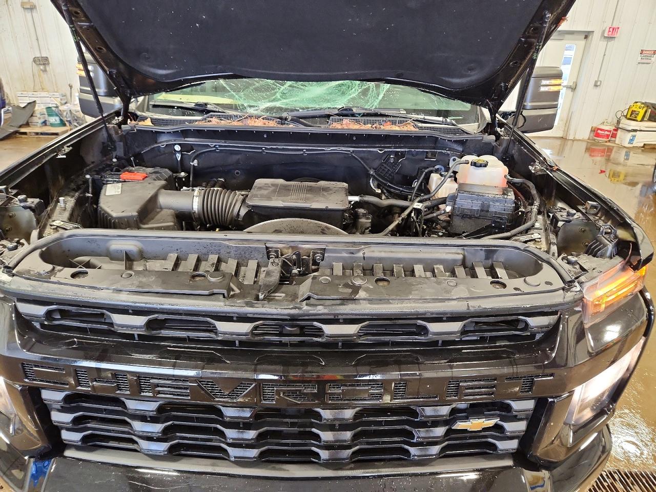 2021 CHEVROLET SILVERADO K2500 CUSTOM photo 21