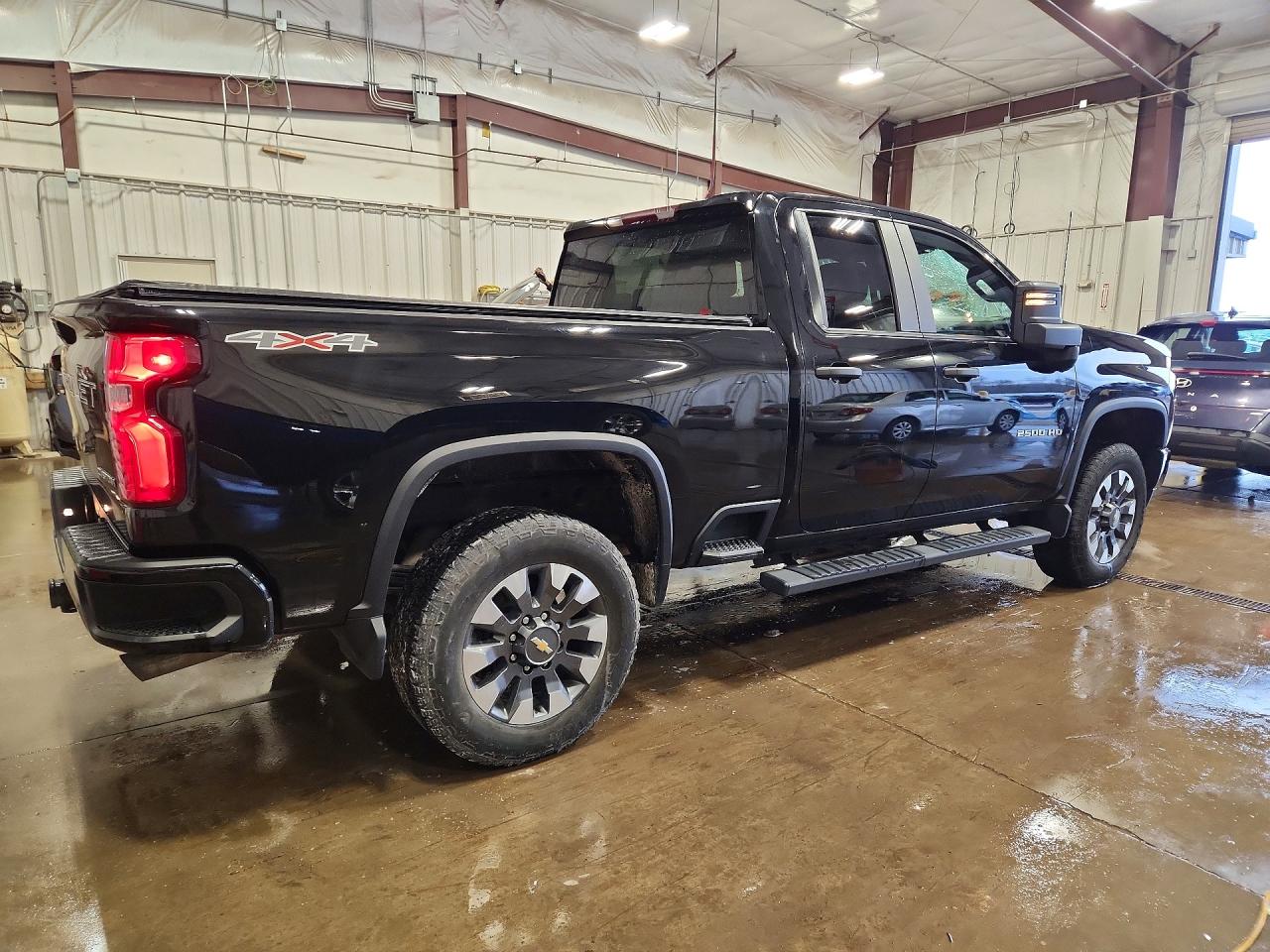 2021 CHEVROLET SILVERADO K2500 CUSTOM photo 5