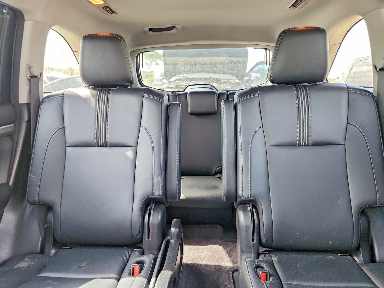2018 TOYOTA HIGHLANDER SE photo 10
