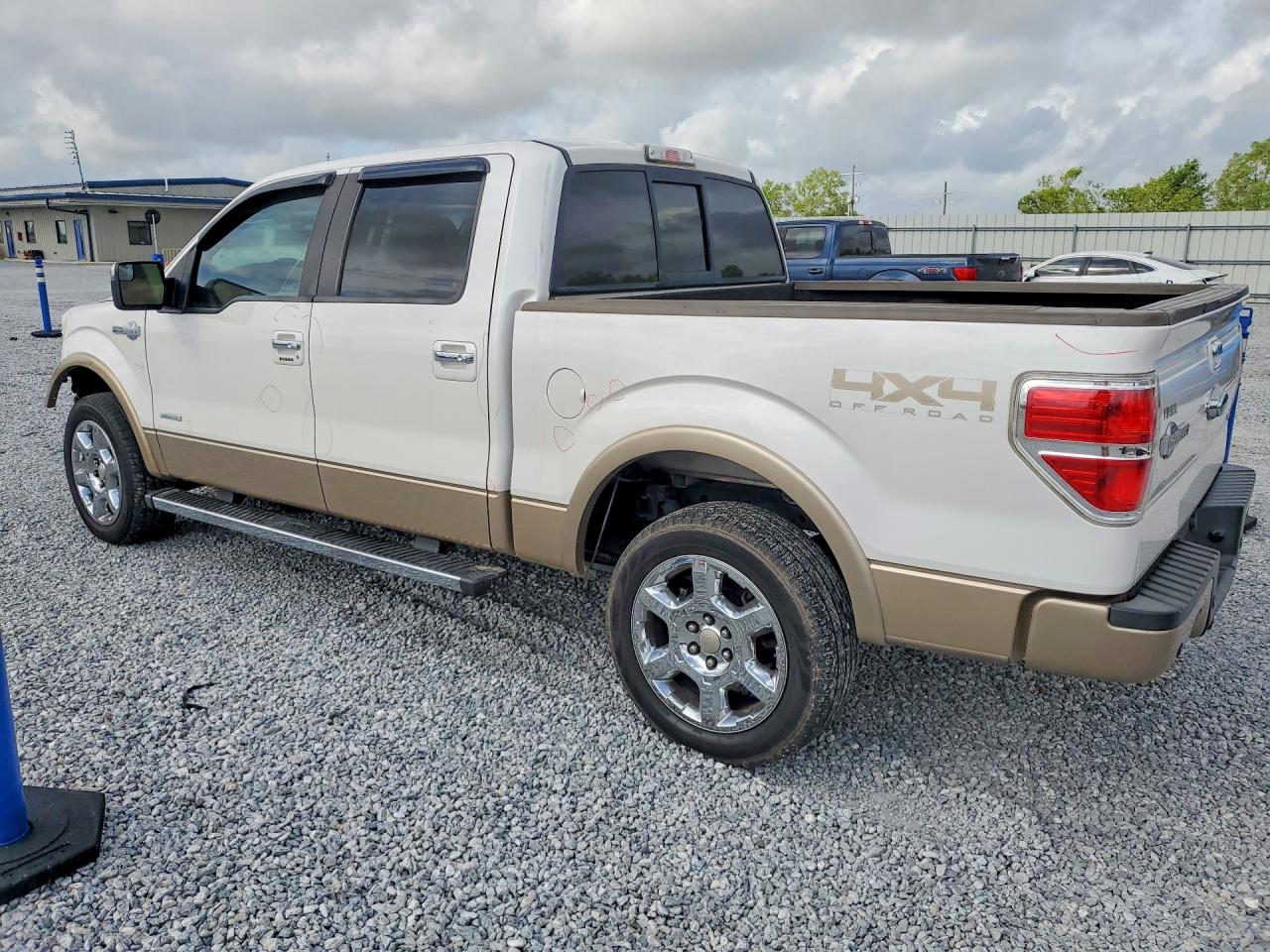 2013 FORD F150 SUPERCREW photo 4
