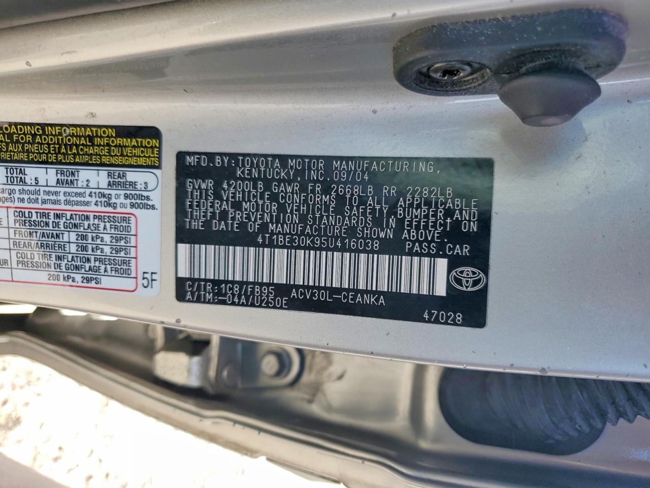2005 TOYOTA CAMRY LE photo 37