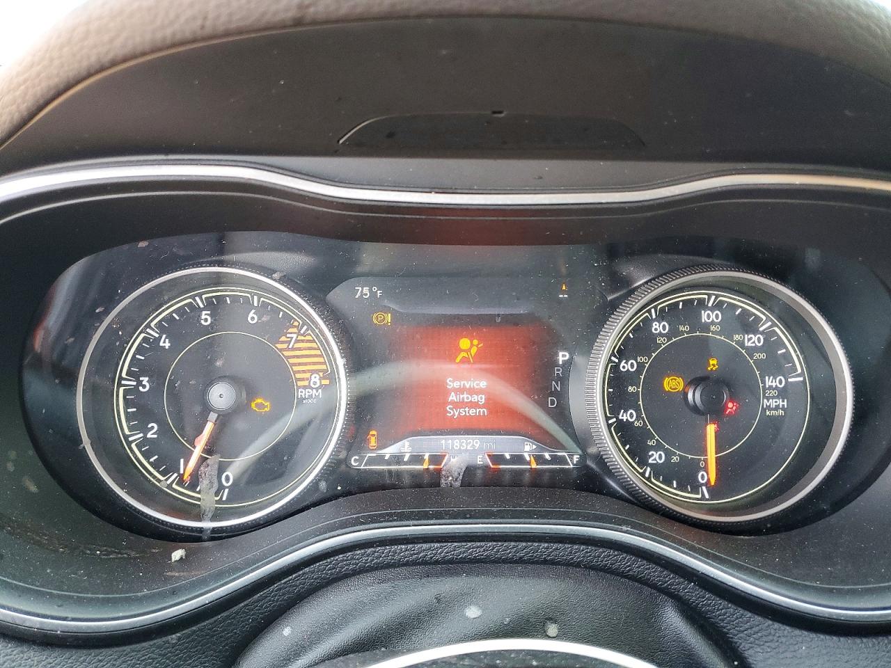 2019 JEEP CHEROKEE LIMITED photo 17
