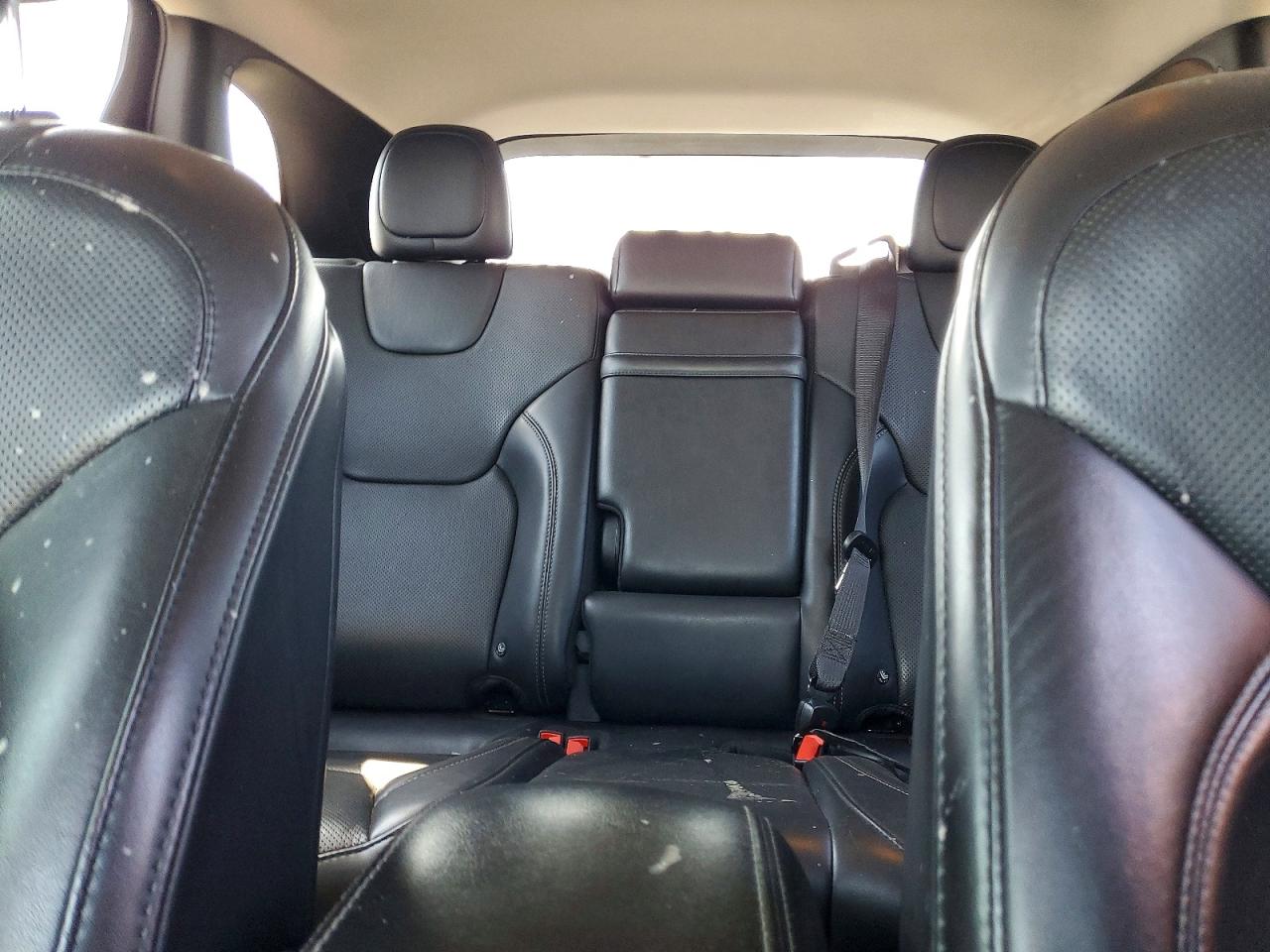 2019 JEEP CHEROKEE LIMITED photo 19