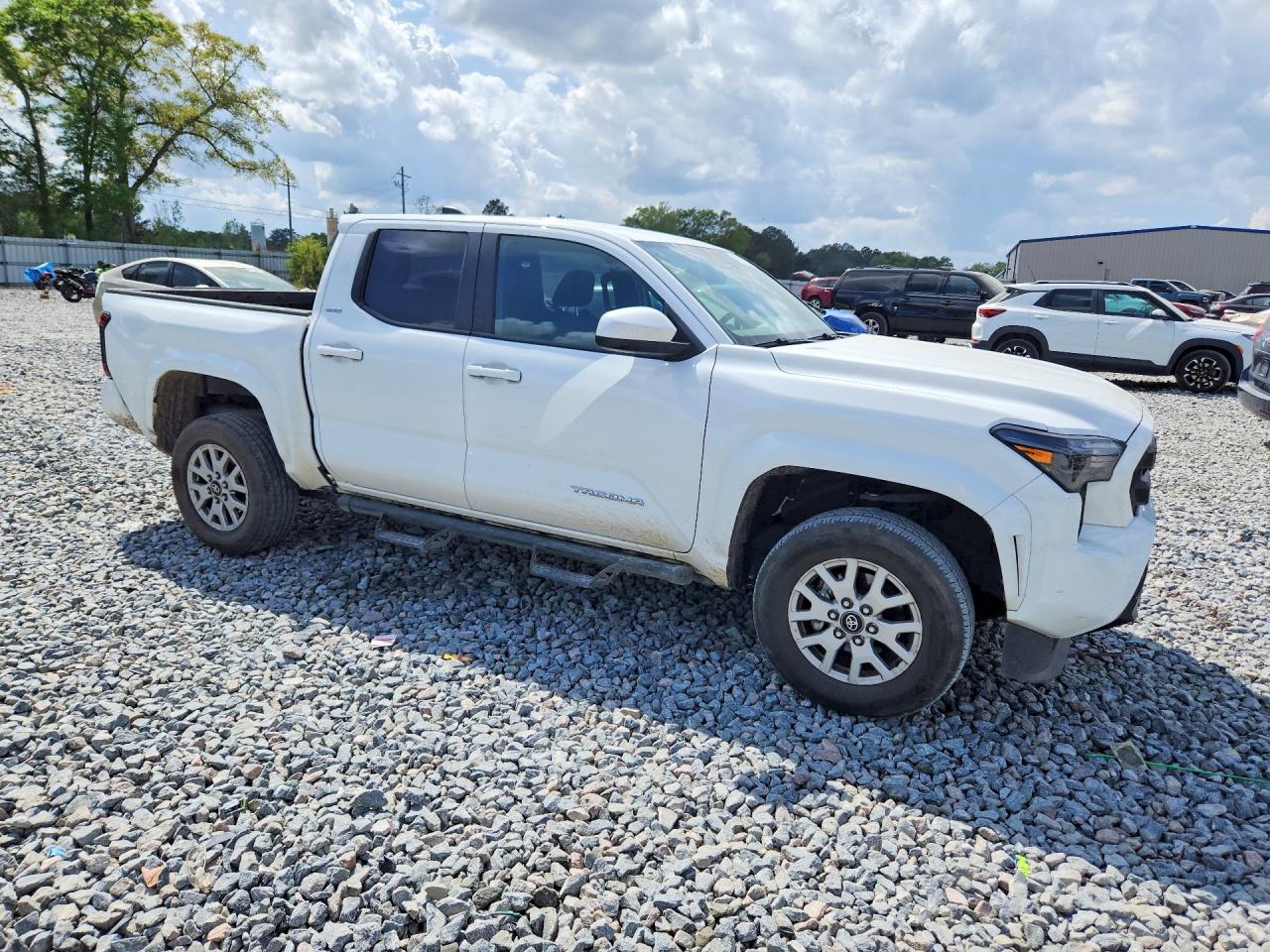 2024 TOYOTA TACOMA SR5 photo 7