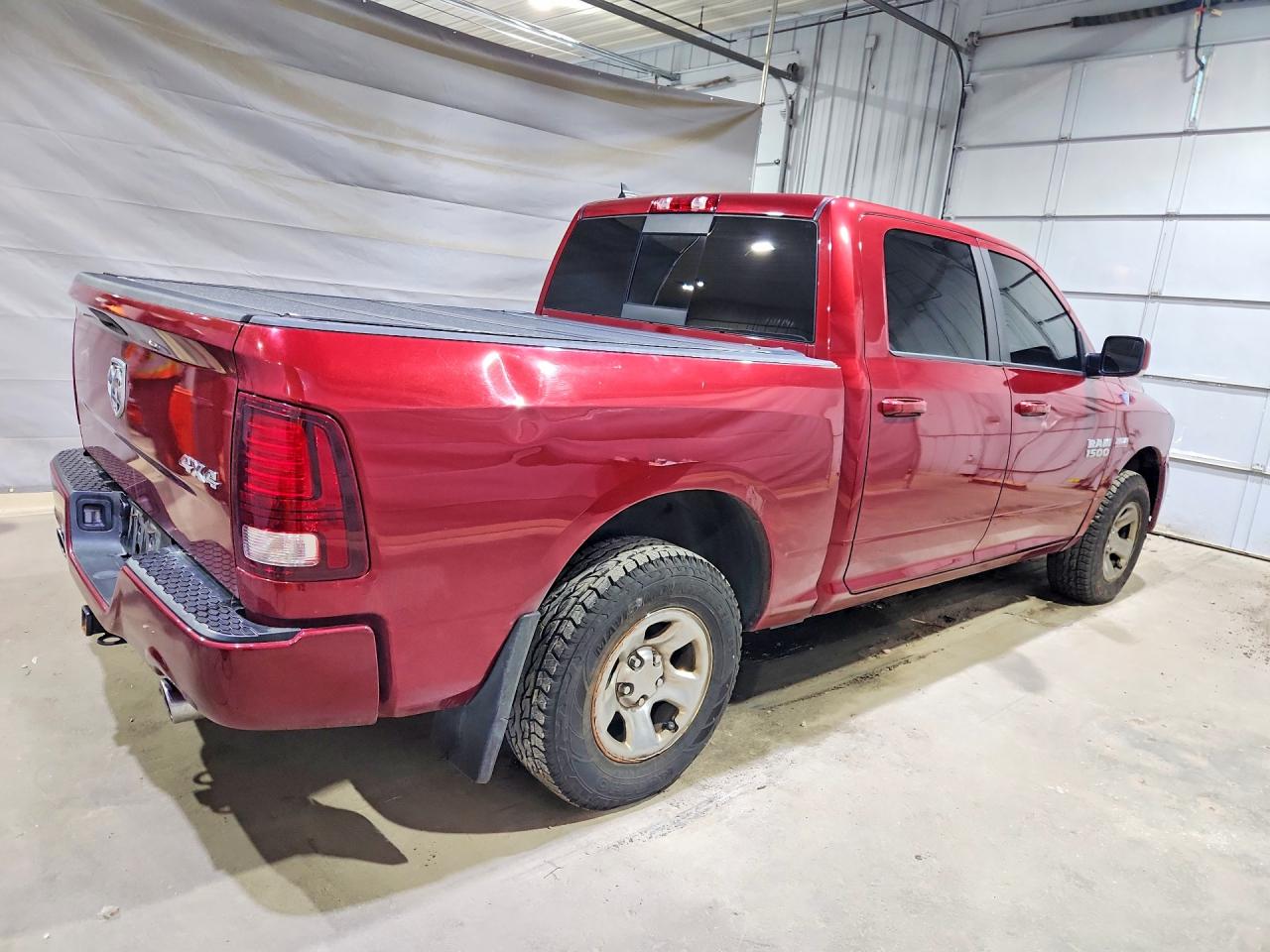 2014 RAM 1500 SPORT photo 5