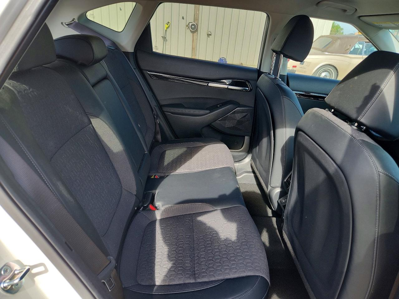 2025 KIA SELTOS S photo 21