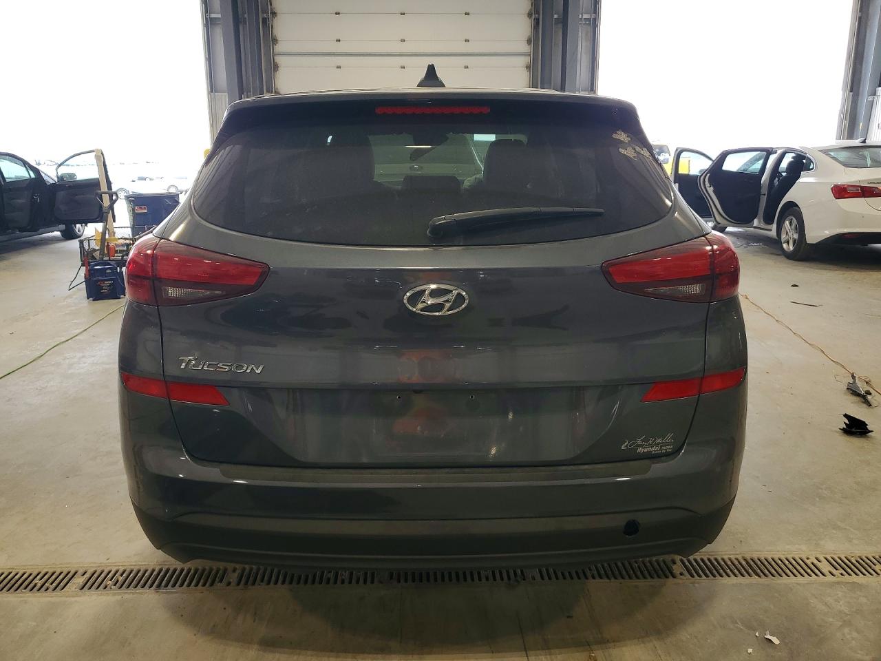 2021 HYUNDAI TUCSON SE photo 16