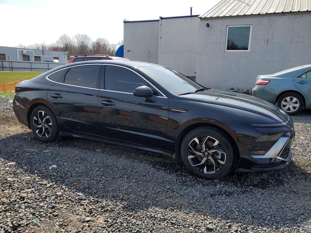 2025 HYUNDAI SONATA SEL photo 4