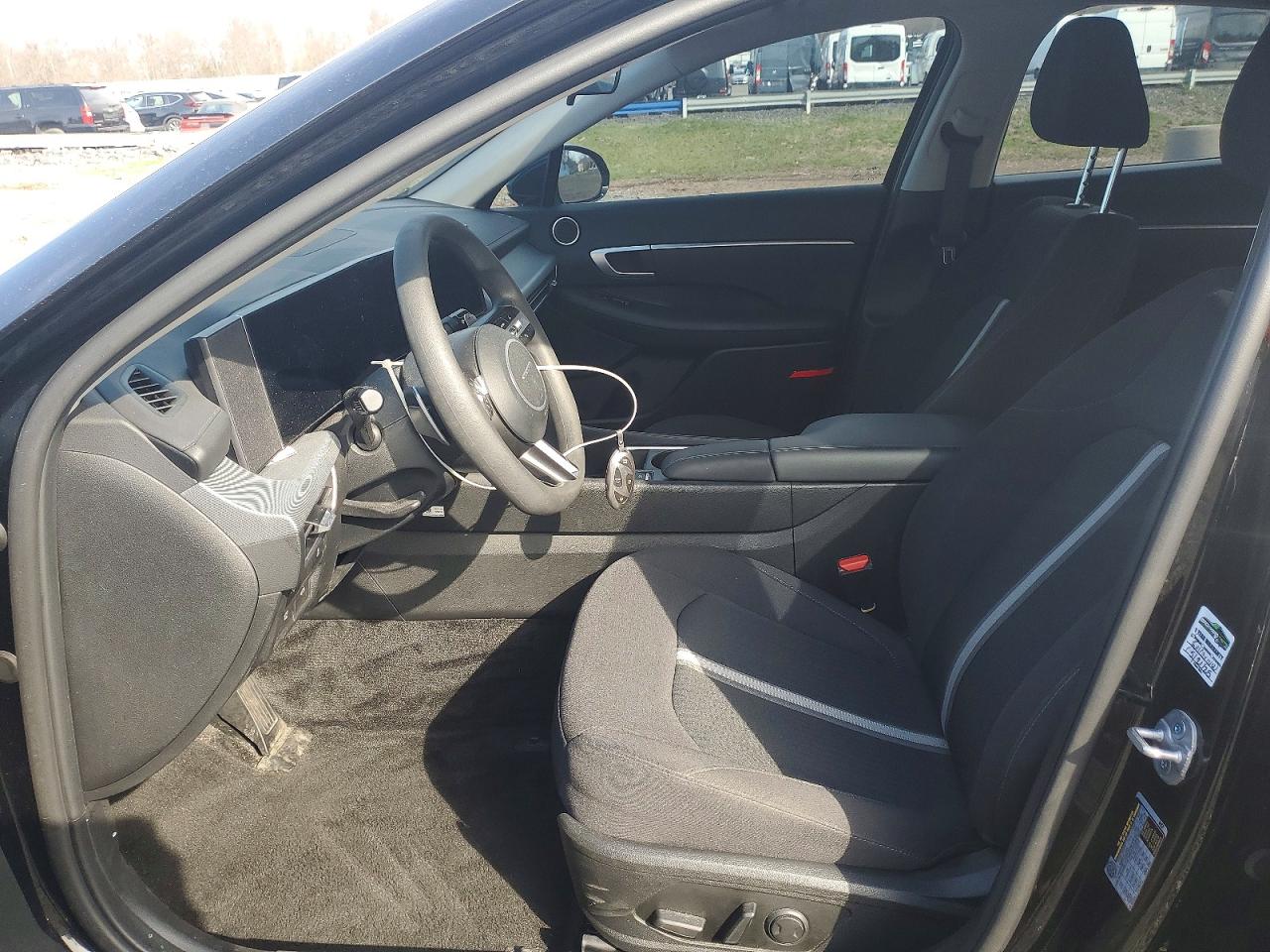2025 HYUNDAI SONATA SEL photo 7