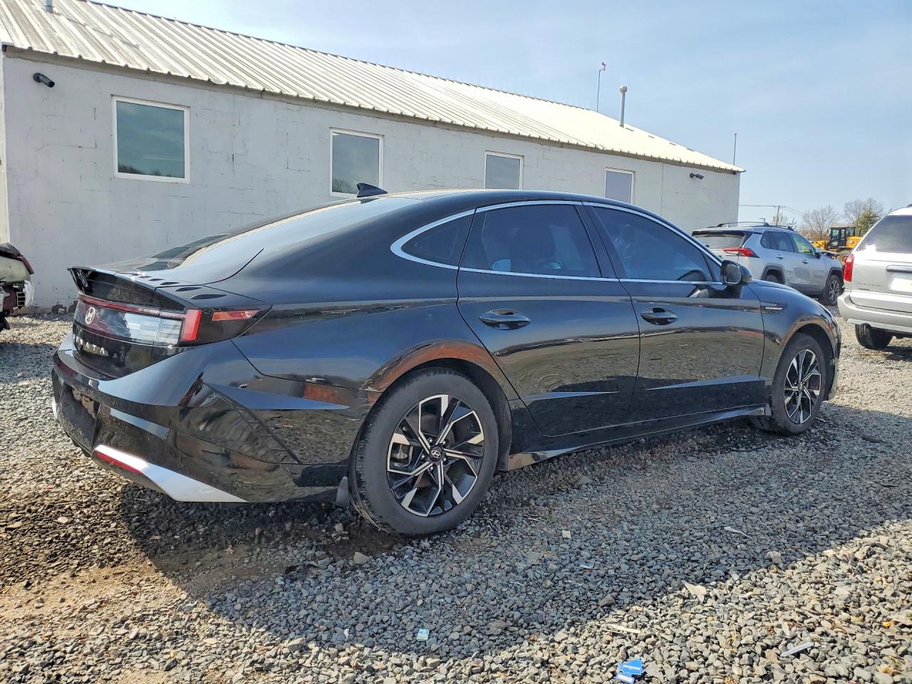 2025 HYUNDAI SONATA SEL photo 3