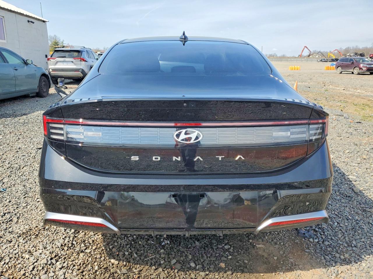 2025 HYUNDAI SONATA SEL photo 6