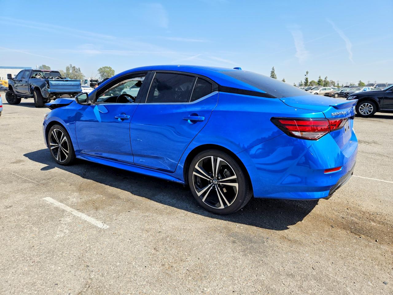 2022 NISSAN SENTRA SR photo 3