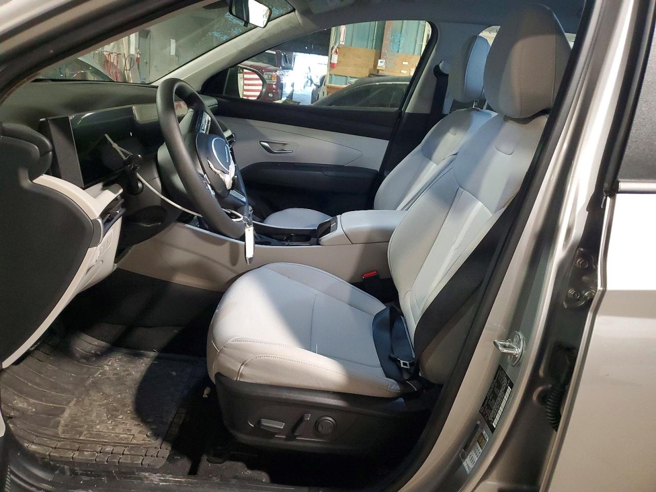 2025 HYUNDAI TUCSON SEL photo 7