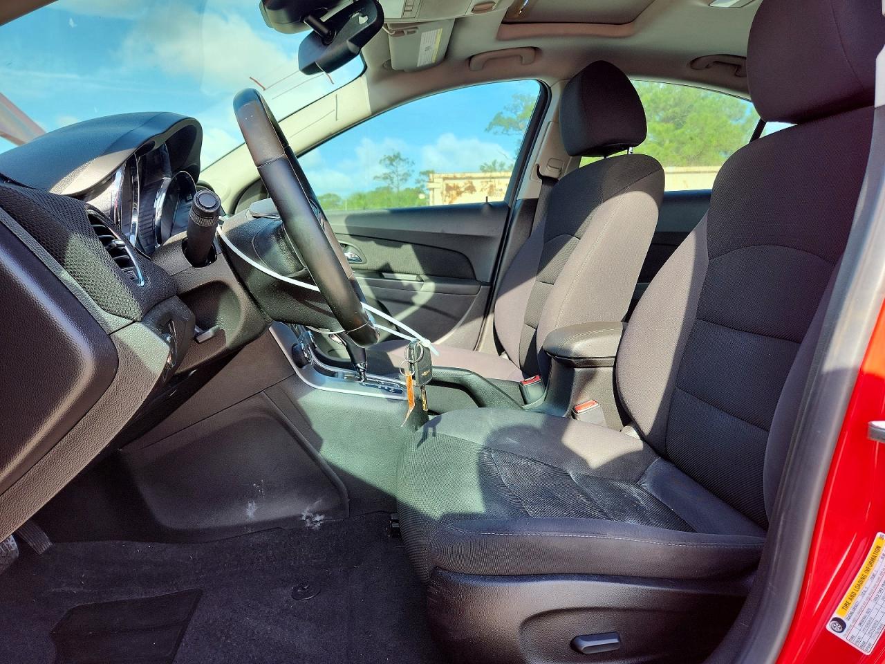 2014 CHEVROLET CRUZE LT photo 7