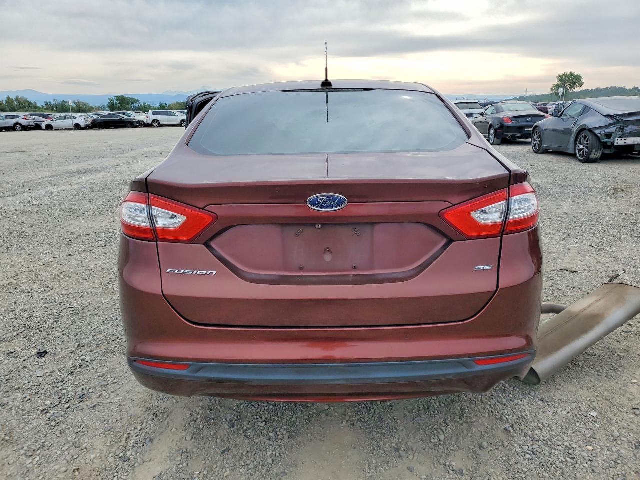 2016 FORD FUSION SE photo 6