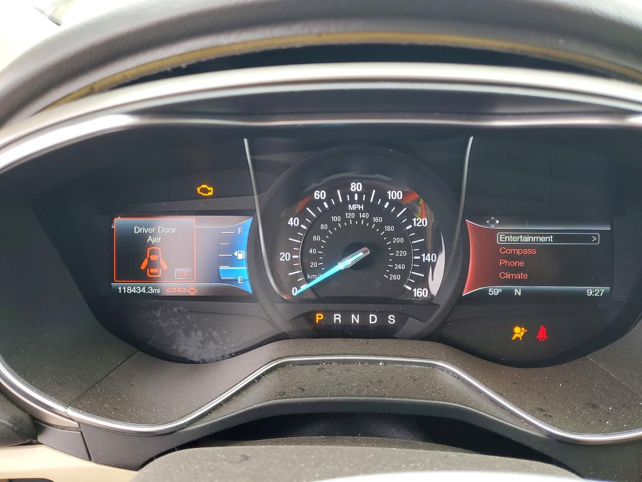 2016 FORD FUSION SE photo 9