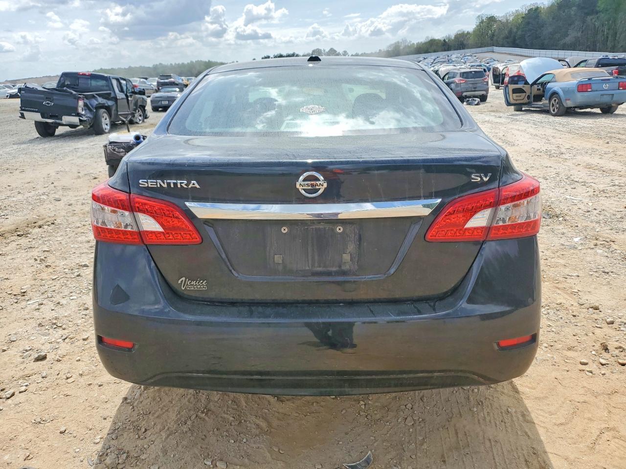 2015 NISSAN SENTRA SV photo 16