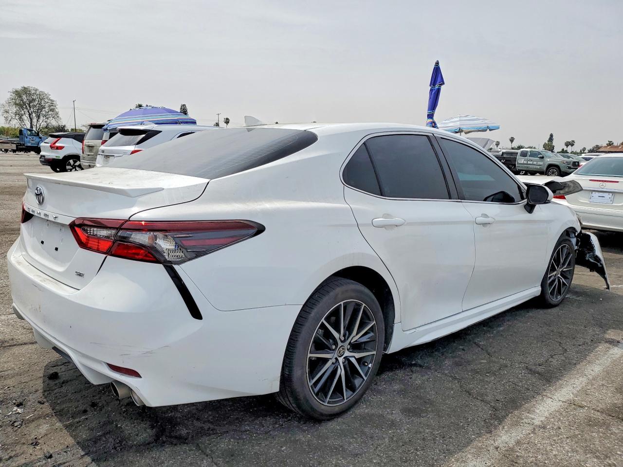 2024 TOYOTA CAMRY SE photo 5