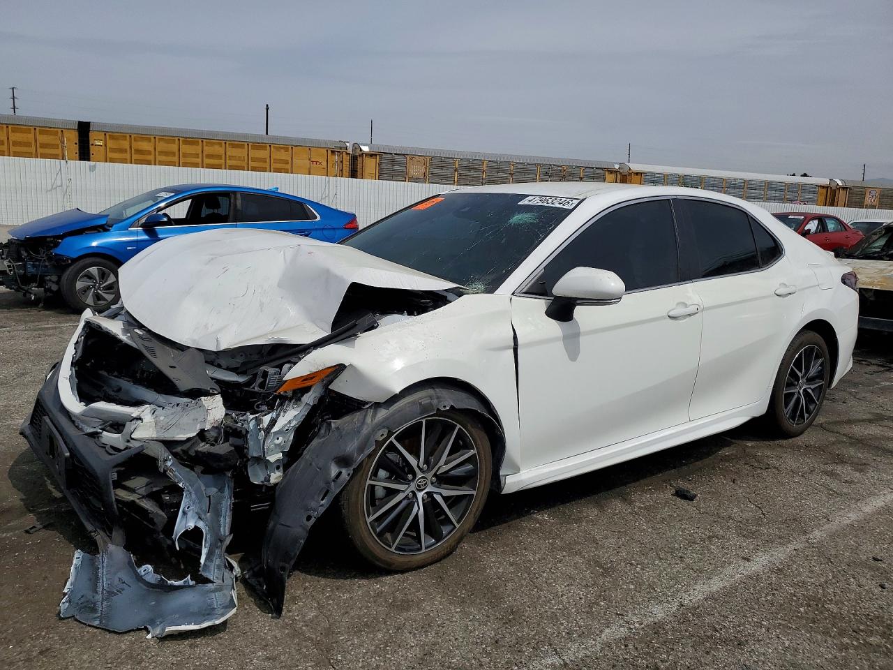 2024 TOYOTA CAMRY