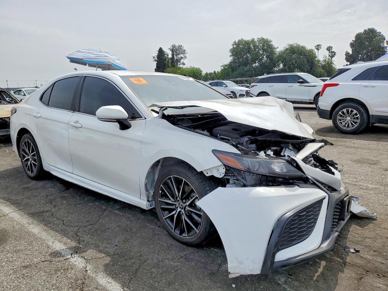 2024 TOYOTA CAMRY SE photo 7