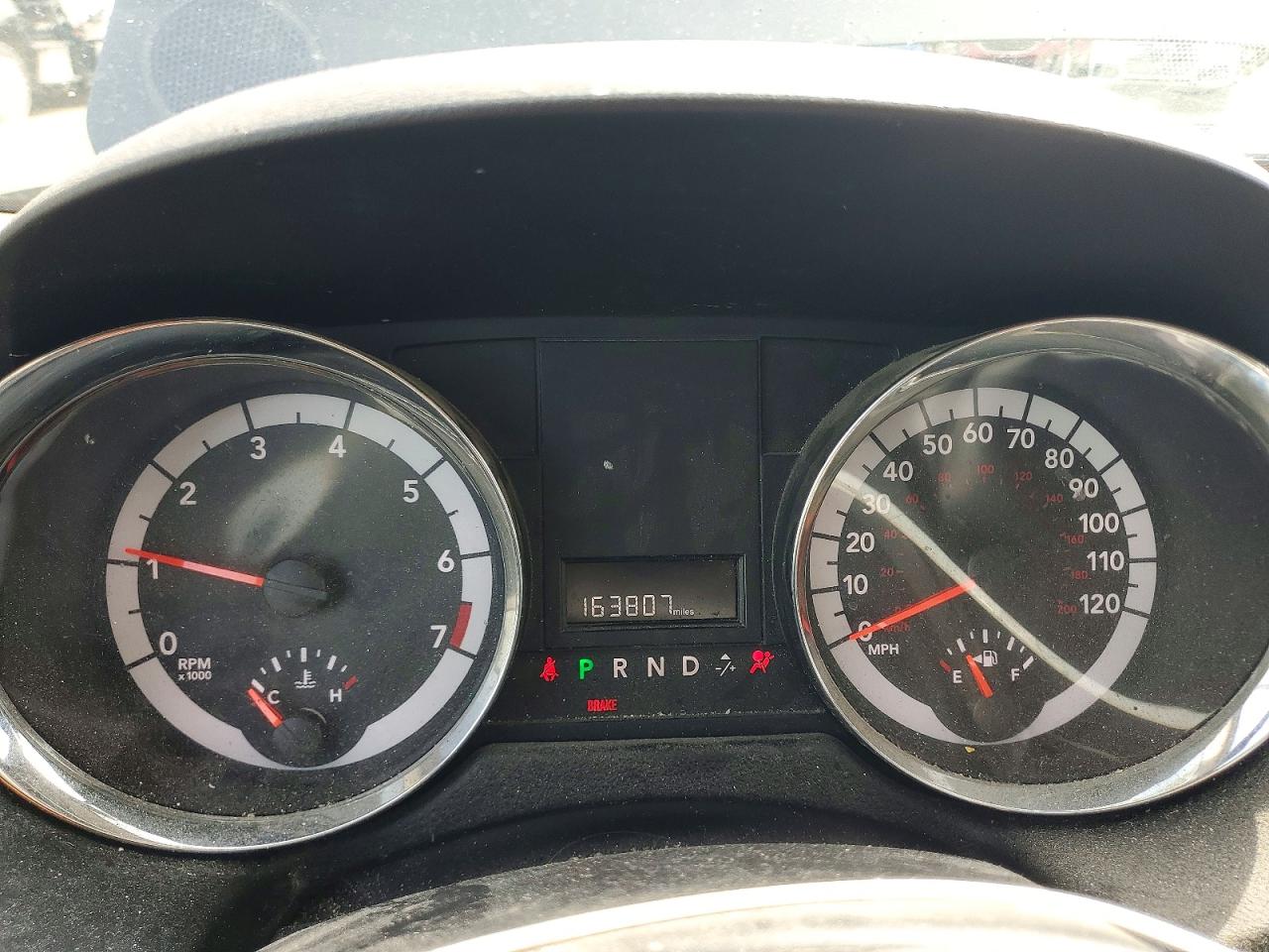 2015 DODGE GRAND CARAVAN SE photo 25