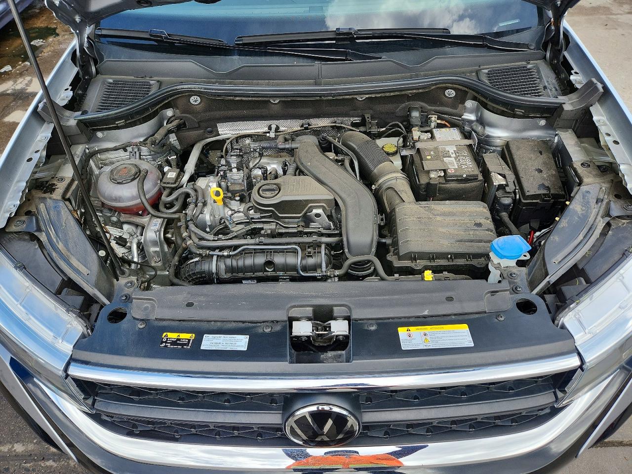 2024 VOLKSWAGEN TAOS S photo 12