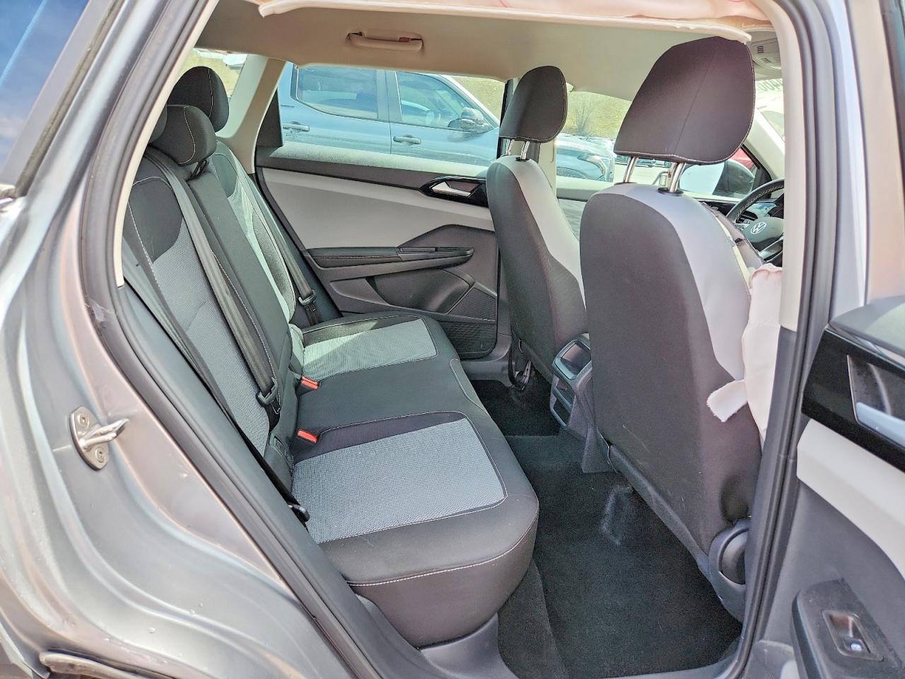 2024 VOLKSWAGEN TAOS S photo 11