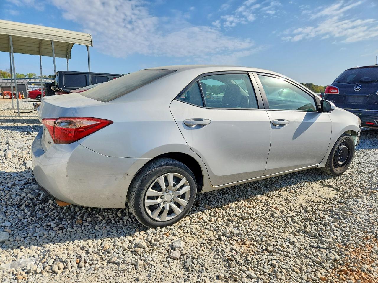 2018 TOYOTA COROLLA LE photo 7