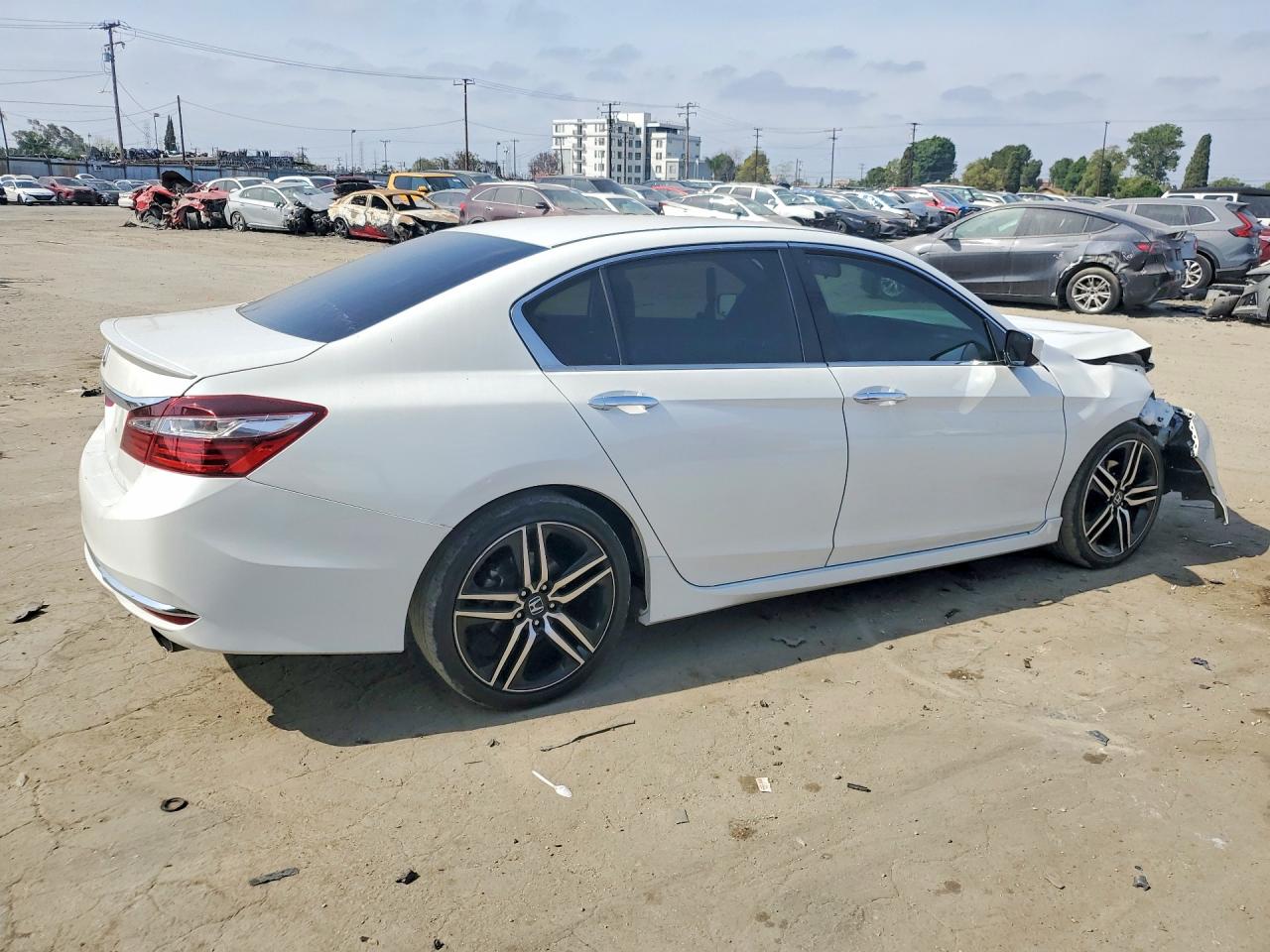 2017 HONDA ACCORD SPORT photo 3