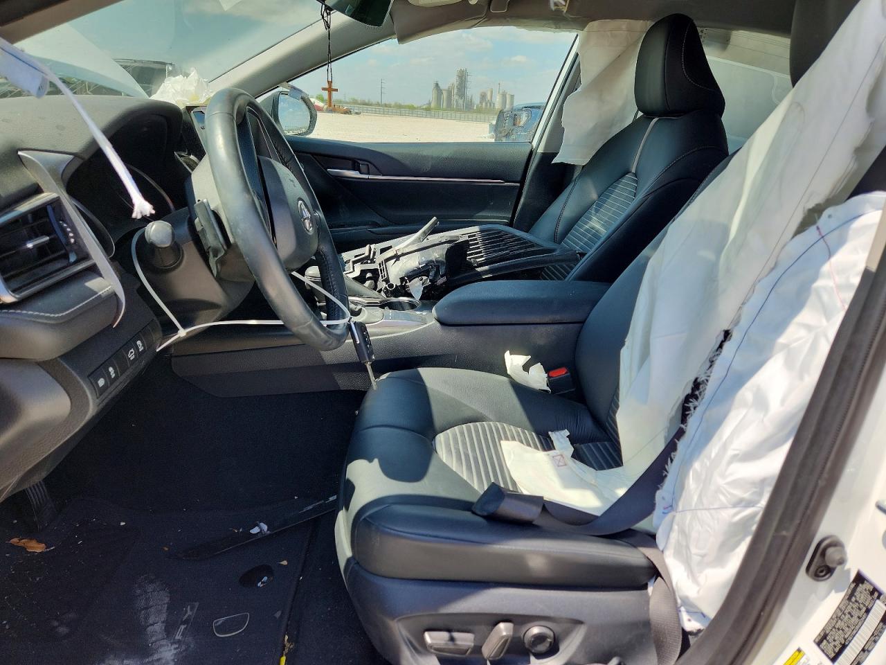 2024 TOYOTA CAMRY SE photo 13