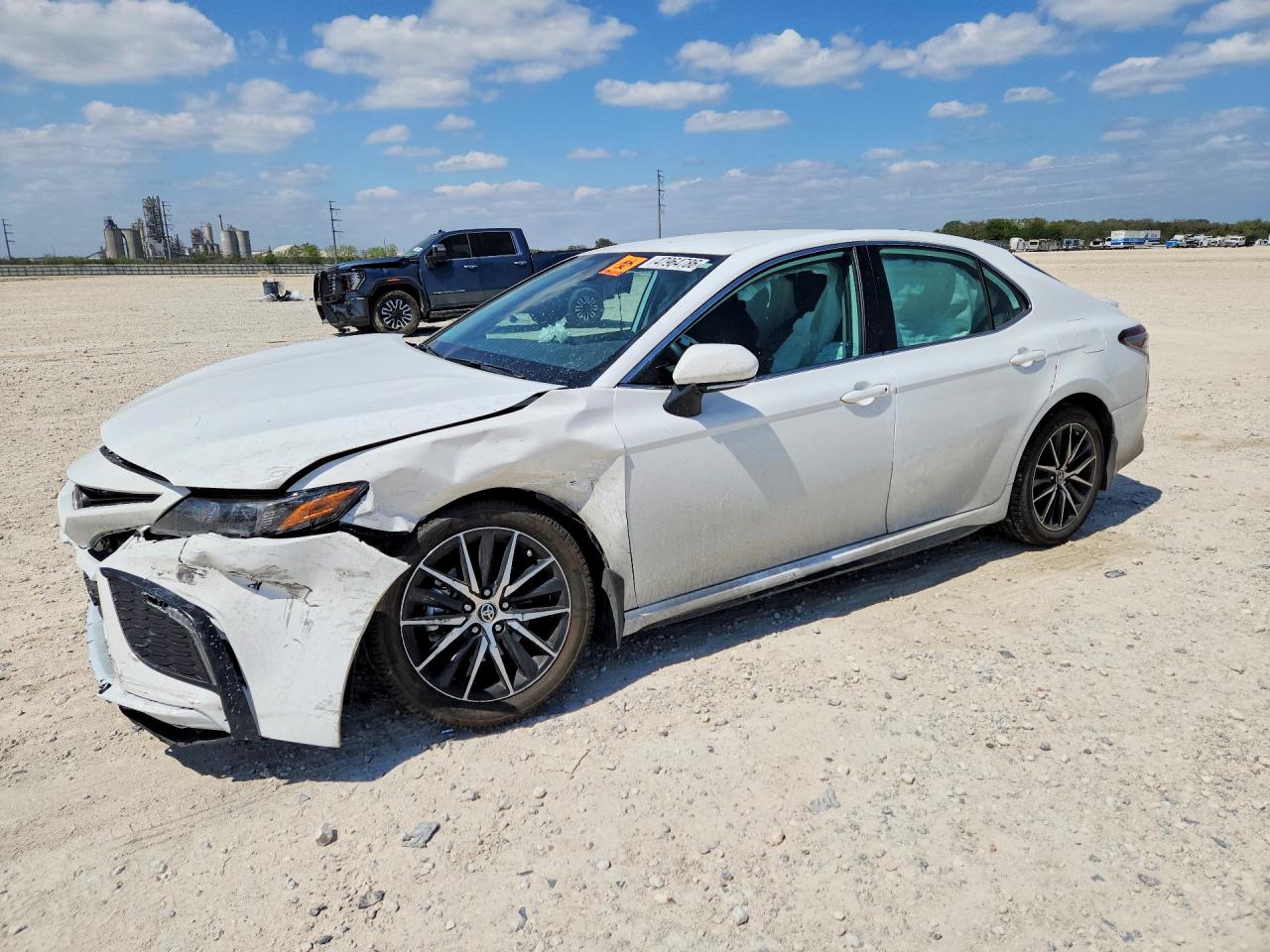 2024 TOYOTA CAMRY