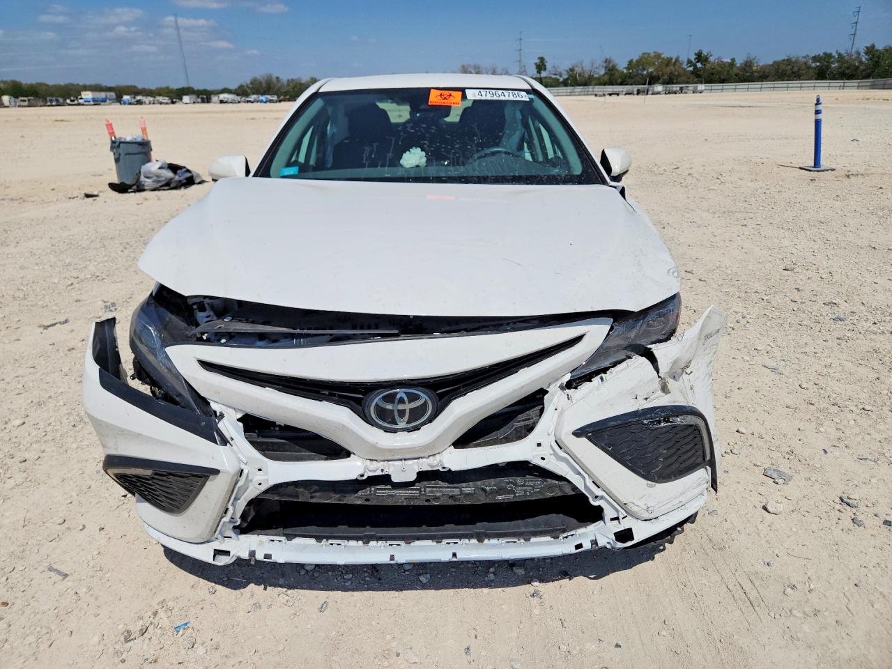 2024 TOYOTA CAMRY SE photo 9