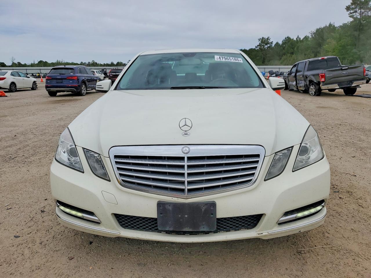 2012 MERCEDES-BENZ E 350 BLUETEC photo 13
