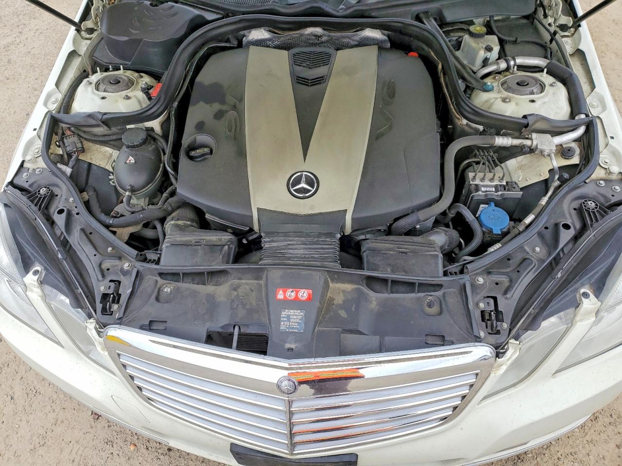 2012 MERCEDES-BENZ E 350 BLUETEC photo 31