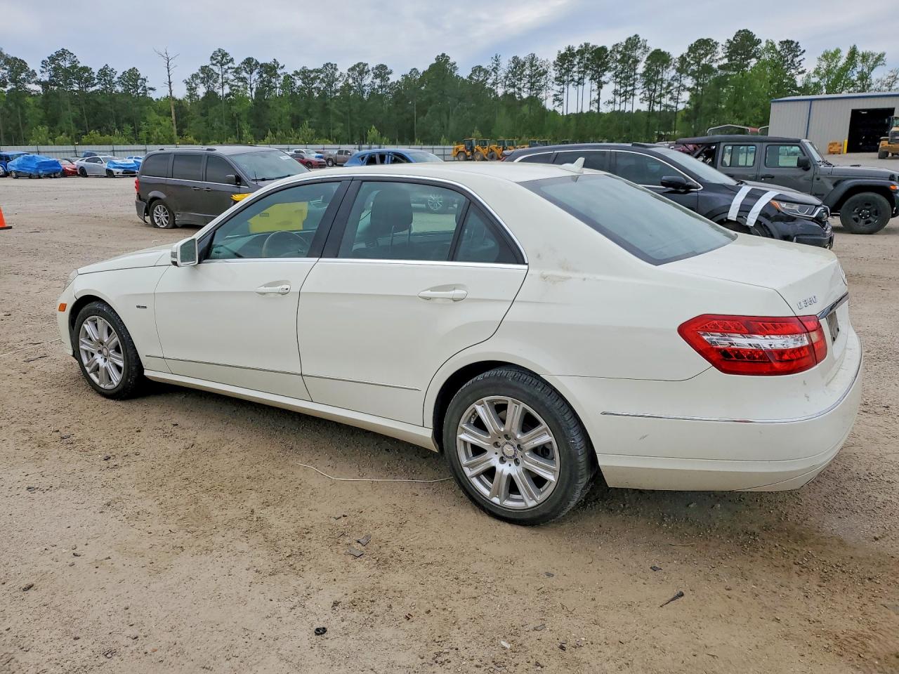 2012 MERCEDES-BENZ E 350 BLUETEC photo 4