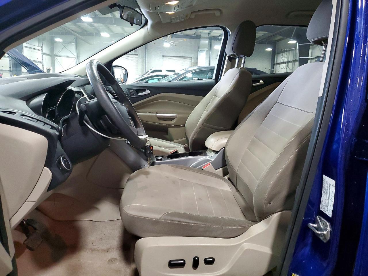 2015 FORD ESCAPE SE photo 19