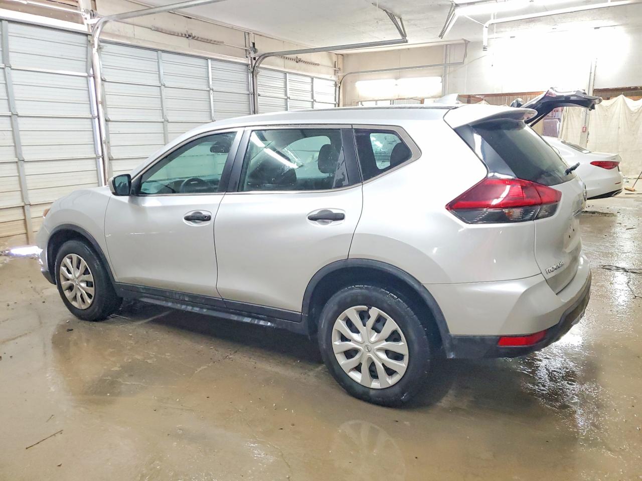 2020 NISSAN ROGUE S photo 2