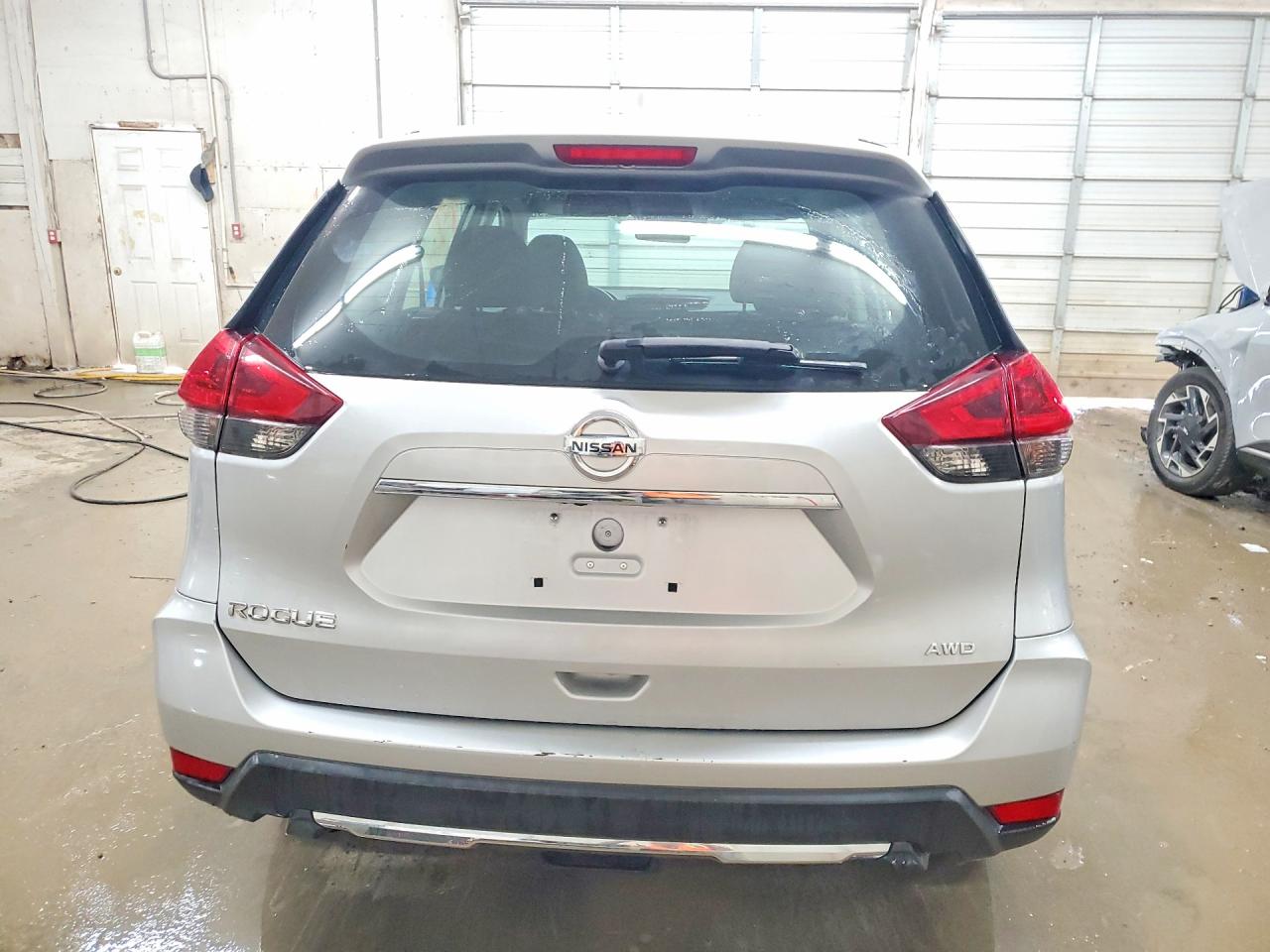 2020 NISSAN ROGUE S photo 6