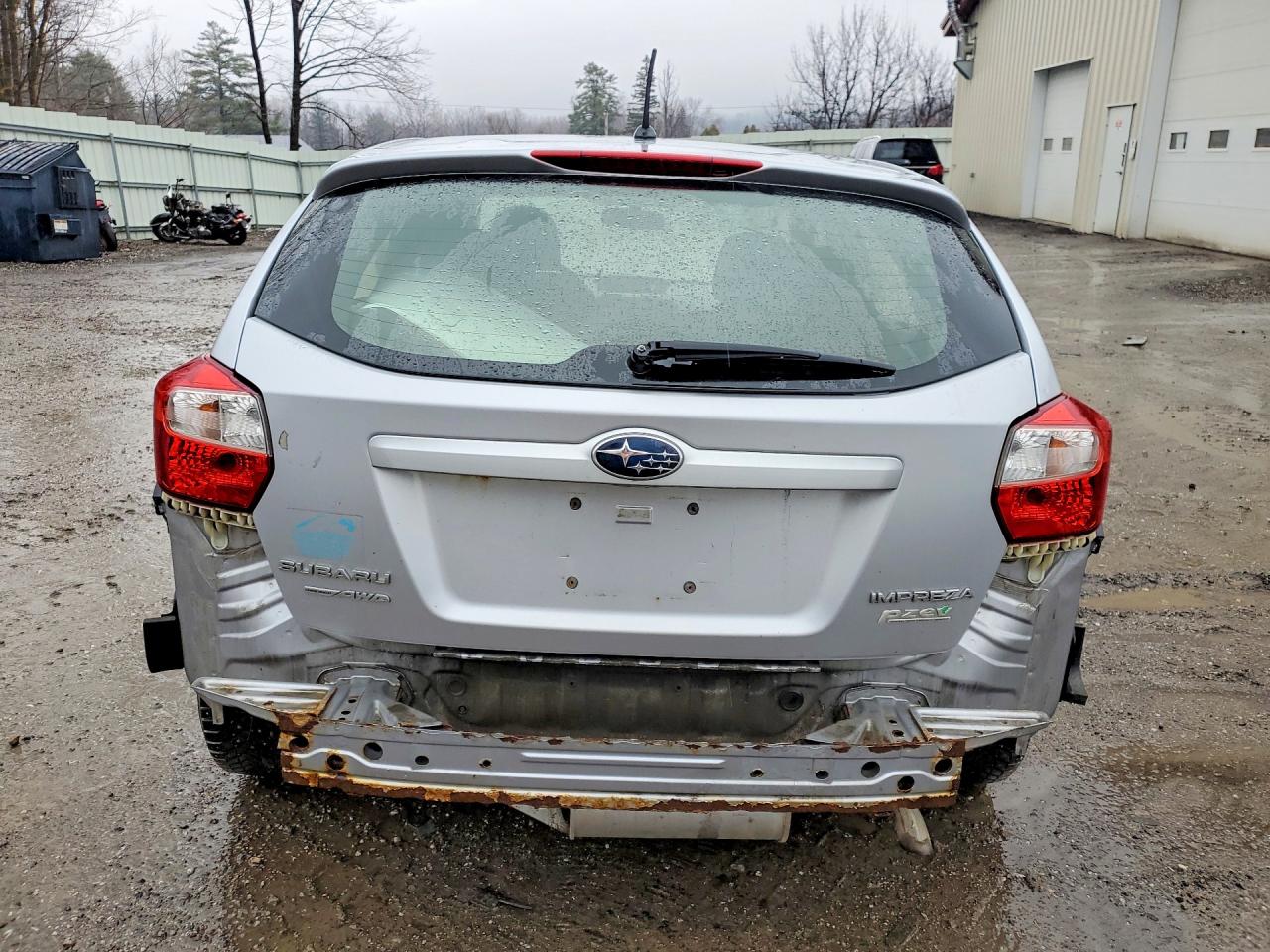 2012 SUBARU IMPREZA photo 6