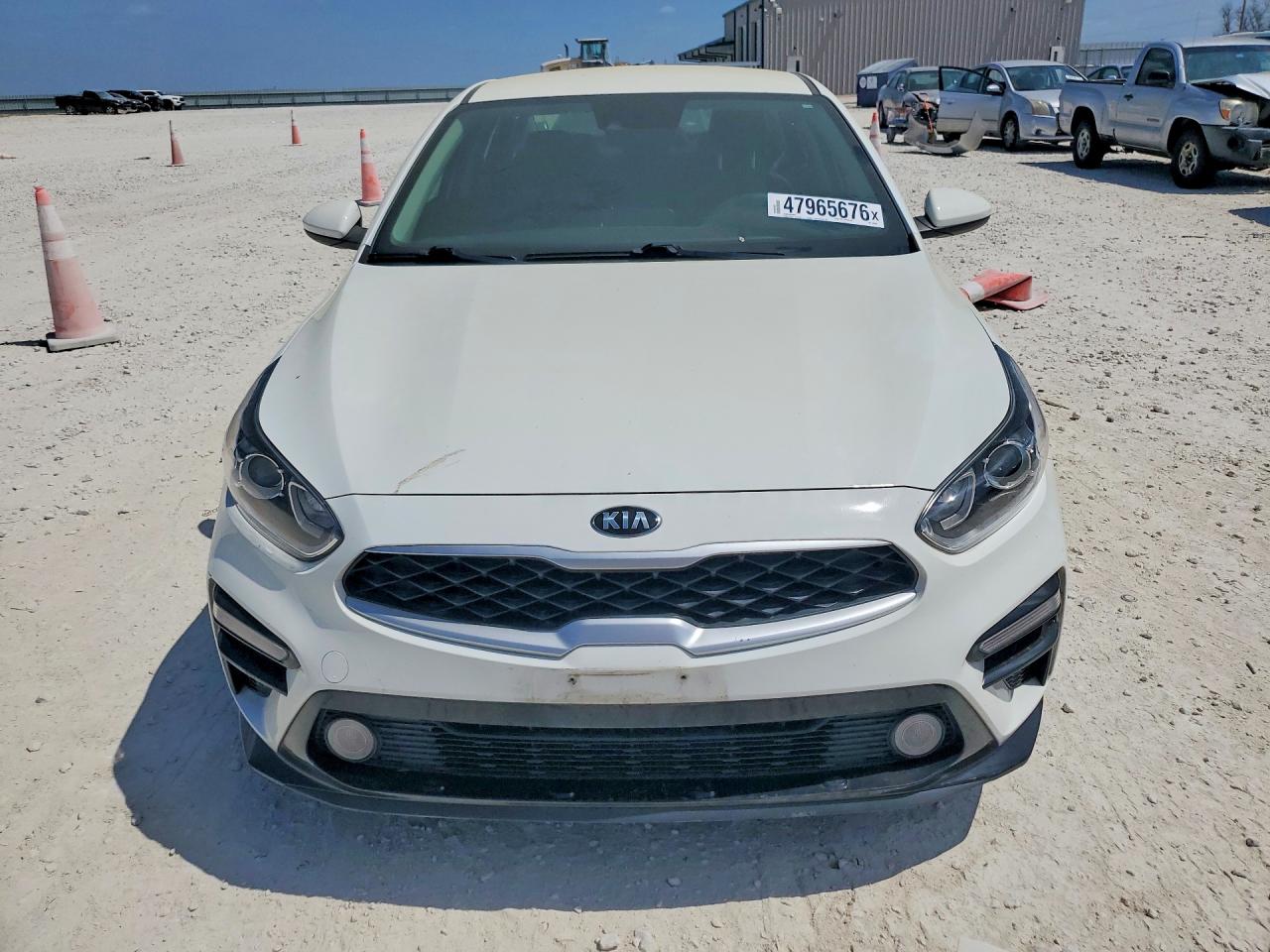 2021 KIA FORTE photo 13